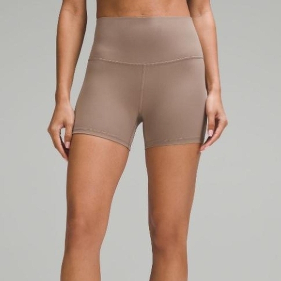lululemon athletica Pants - Lululemon Size 12 Wunder Train High Rise Short 4” Mocha Yoga Training NWT